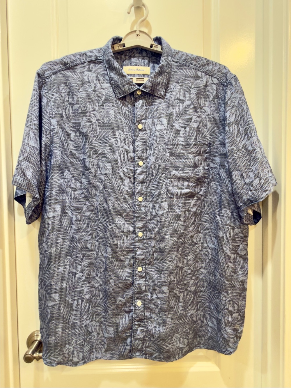 Tommy Bahama Blue Leaf-Print Short Sleeve Button-Down Shirt